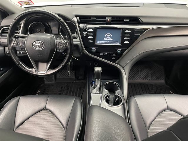 2019 Toyota Camry SE Automatic - 22987785 - 24