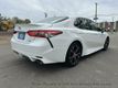 2019 Toyota Camry SE,MOON ROOF! BACK-UP CAMRA! AUDIO PKG! APPLE CAR-PLAY! CONV PKG - 23095605 - 9