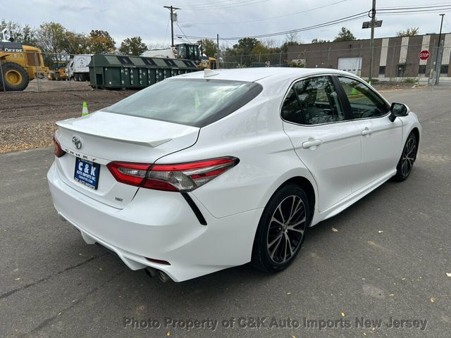 2019 Toyota Camry SE,MOON ROOF! BACK-UP CAMRA! AUDIO PKG! APPLE CAR-PLAY! CONV PKG - 23095605 - 10