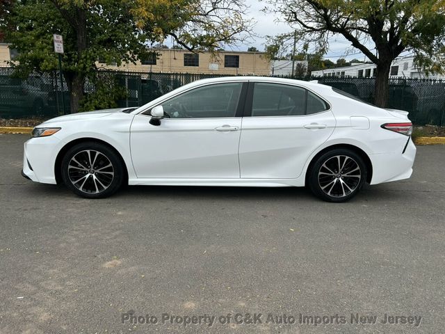 2019 Toyota Camry SE,MOON ROOF! BACK-UP CAMRA! AUDIO PKG! APPLE CAR-PLAY! CONV PKG - 23095605 - 16