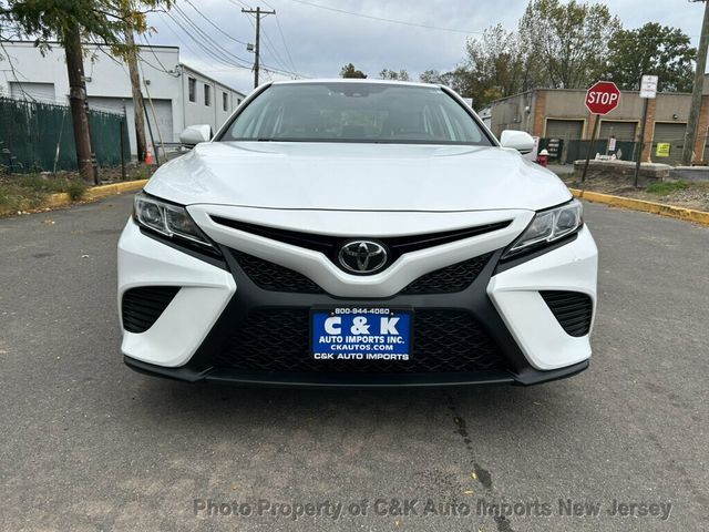 2019 Toyota Camry SE,MOON ROOF! BACK-UP CAMRA! AUDIO PKG! APPLE CAR-PLAY! CONV PKG - 23095605 - 2