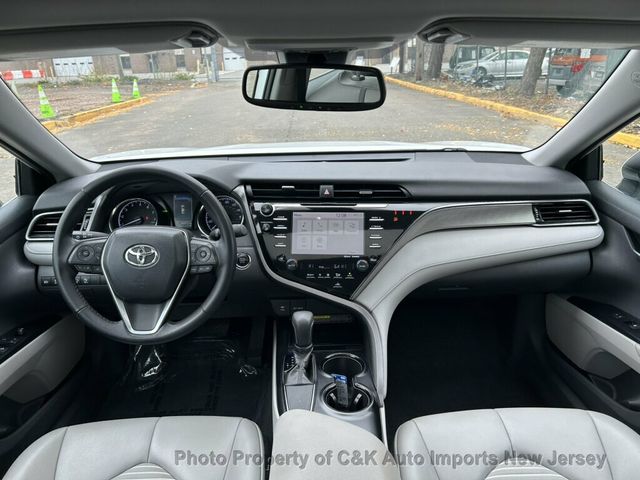 2019 Toyota Camry SE,MOON ROOF! BACK-UP CAMRA! AUDIO PKG! APPLE CAR-PLAY! CONV PKG - 23095605 - 29