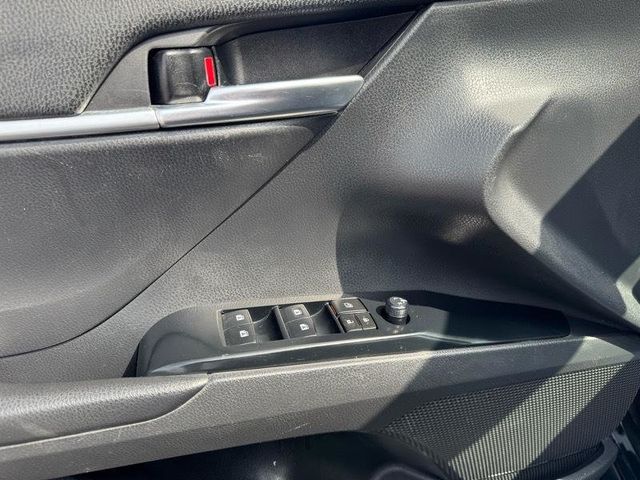 2019 Toyota Camry XLE Automatic - 23002010 - 12