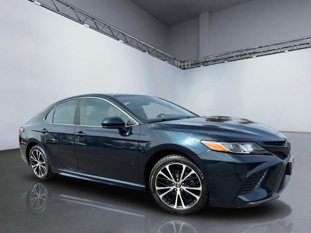 2019 Toyota Camry XLE Automatic - 23002010 - 22