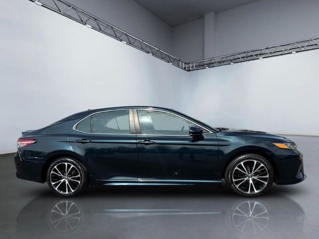 2019 Toyota Camry XLE Automatic - 23002010 - 2