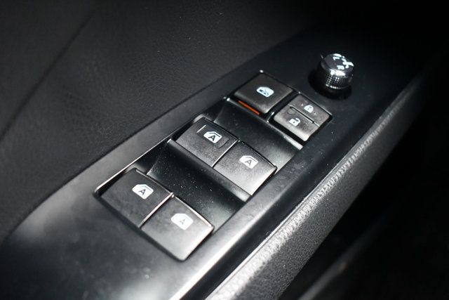 2019 Toyota Camry XSE Automatic - 22999395 - 19