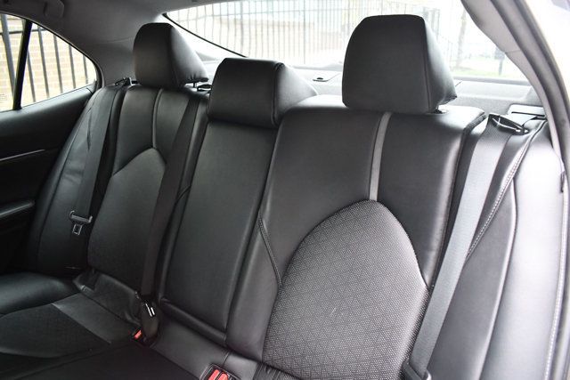 2019 Toyota Camry XSE Automatic - 22999395 - 38