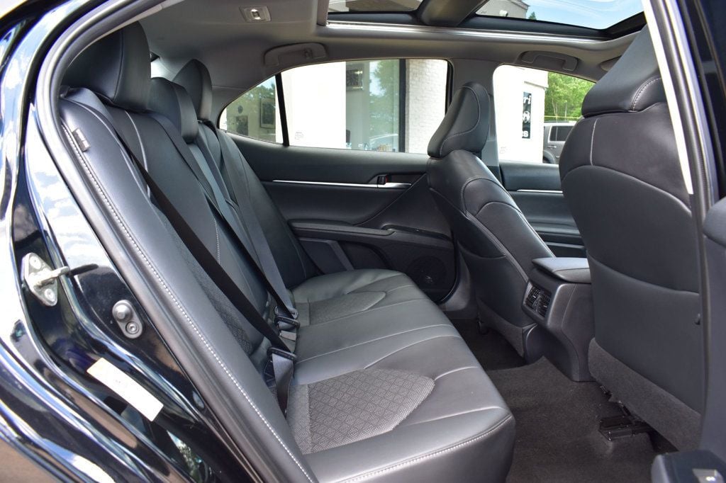 2019 Toyota Camry XSE Automatic - 23078883 - 17