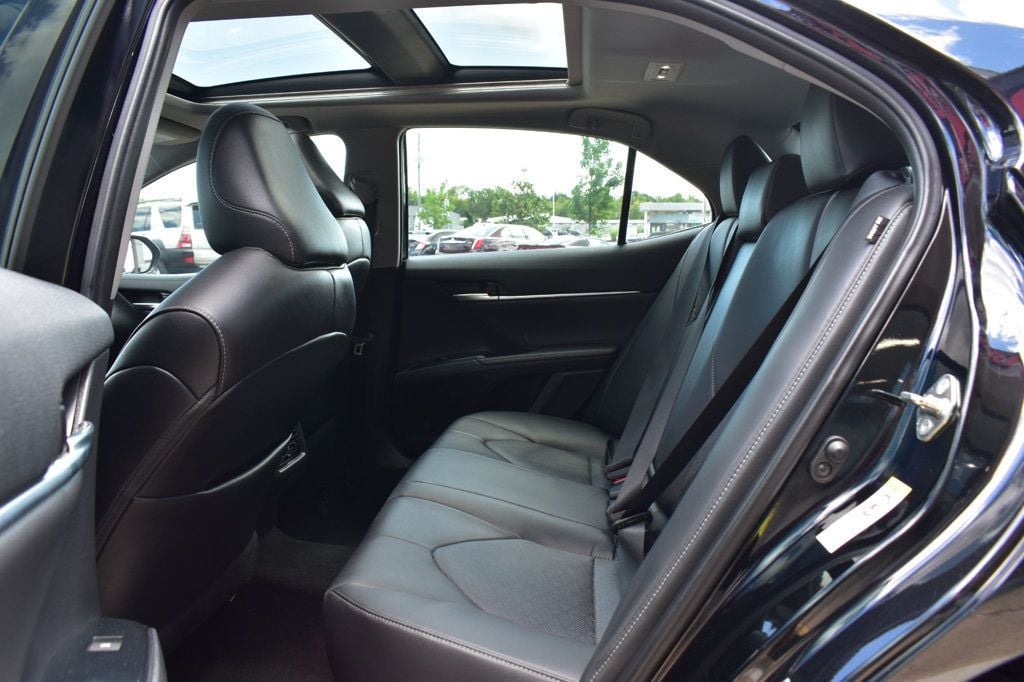 2019 Toyota Camry XSE Automatic - 23078883 - 20