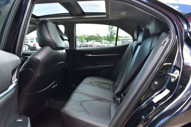 2019 Toyota Camry XSE Automatic - 23078883 - 20