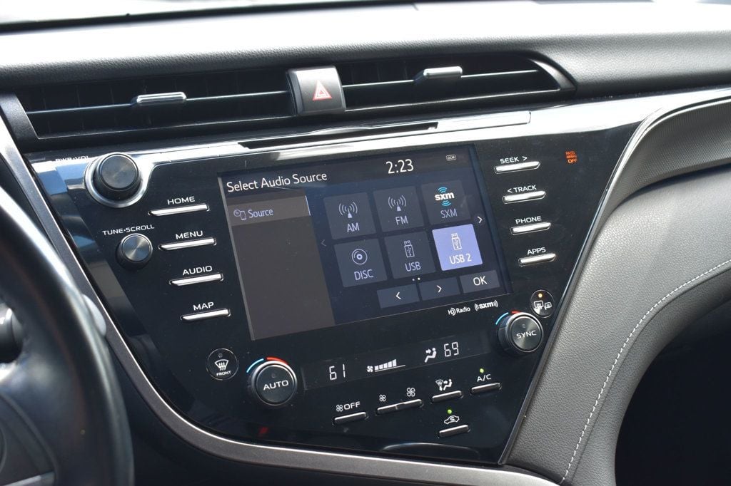 2019 Toyota Camry XSE Automatic - 23078883 - 29