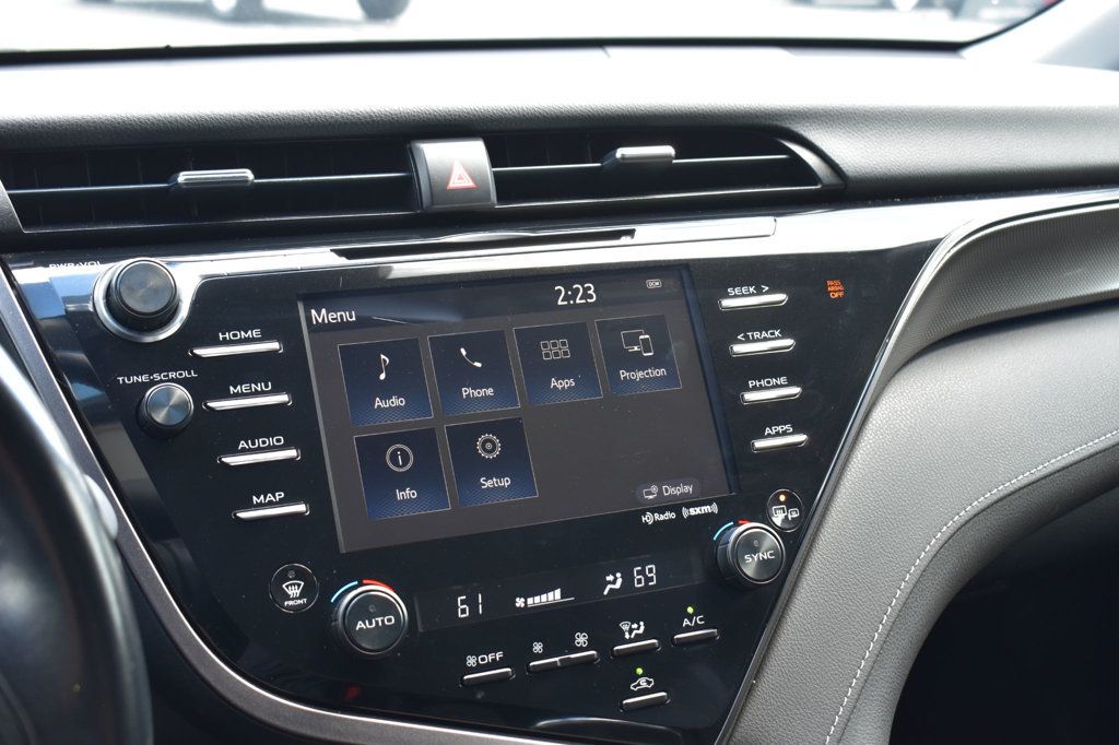 2019 Toyota Camry XSE Automatic - 23078883 - 30