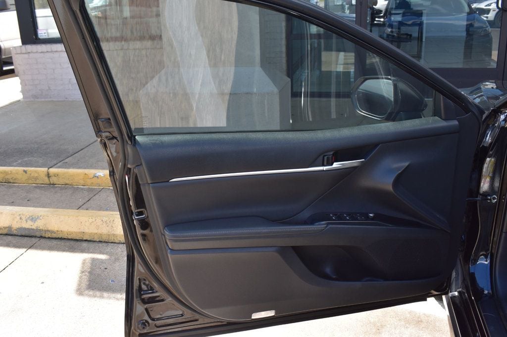 2019 Toyota Camry XSE Automatic - 23078883 - 43