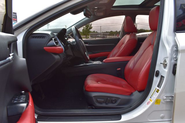 2019 Toyota Camry XSE Automatic - 23081565 - 10