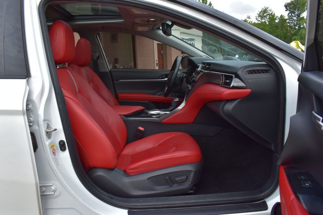 2019 Toyota Camry XSE Automatic - 23081565 - 13