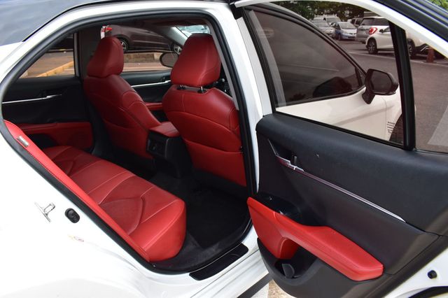2019 Toyota Camry XSE Automatic - 23081565 - 21