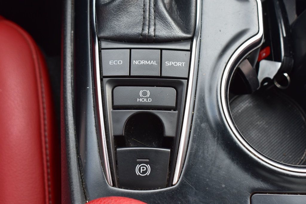 2019 Toyota Camry XSE Automatic - 23081565 - 26