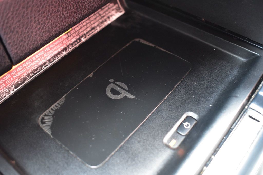 2019 Toyota Camry XSE Automatic - 23081565 - 34