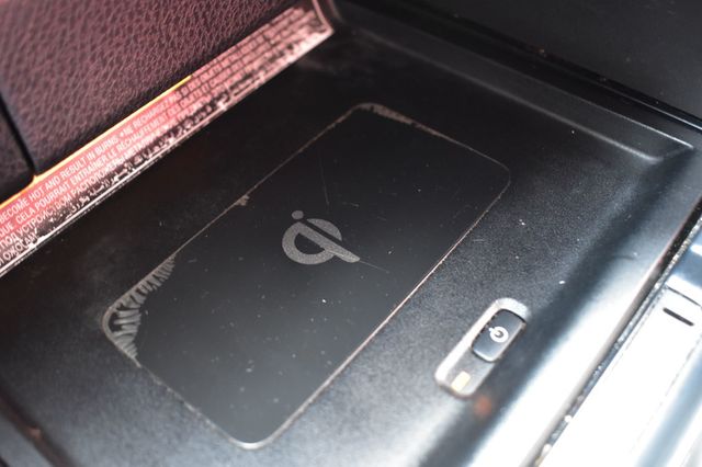 2019 Toyota Camry XSE Automatic - 23081565 - 34