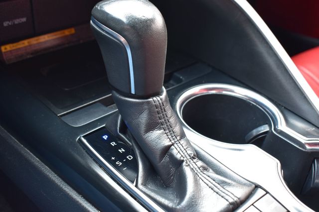 2019 Toyota Camry XSE Automatic - 23081565 - 37