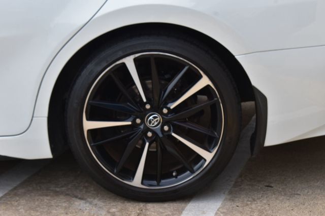 2019 Toyota Camry XSE Automatic - 23081565 - 39