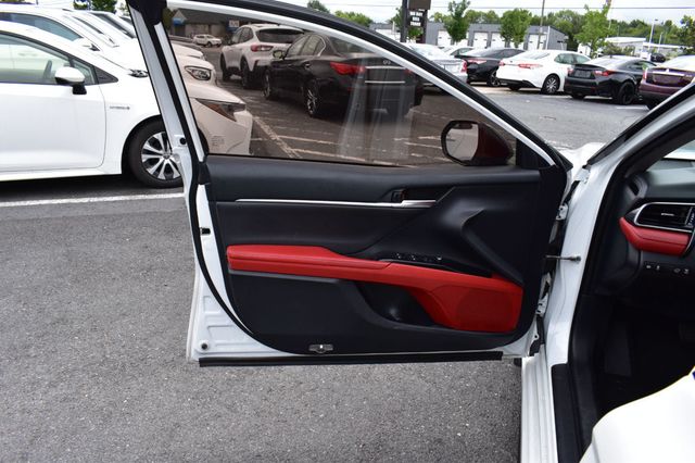 2019 Toyota Camry XSE Automatic - 23081565 - 42