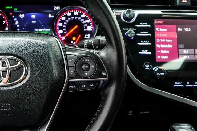 2019 Toyota Camry XSE Automatic - 22947504 - 33