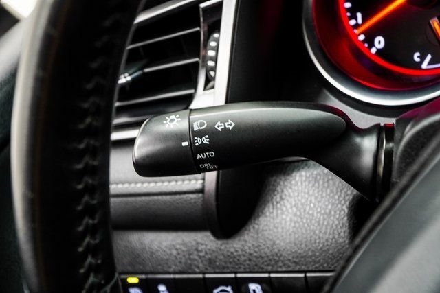 2019 Toyota Camry XSE Automatic - 22947504 - 36