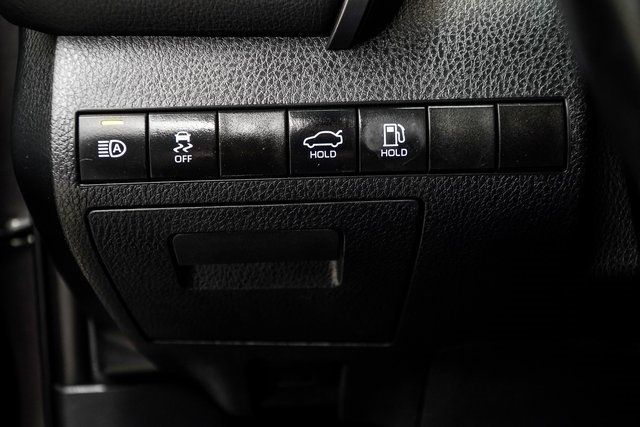 2019 Toyota Camry XSE Automatic - 22947504 - 39