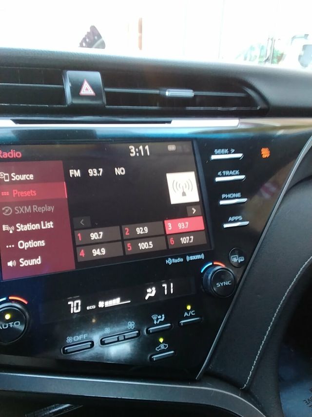 2019 Toyota Camry XSE Automatic - 22995866 - 17