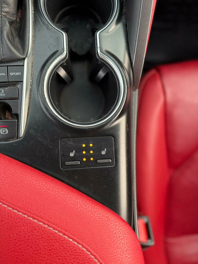 2019 Toyota Camry XSE Automatic - 22981638 - 16