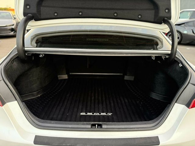 2019 Toyota Camry XSE Automatic - 22981638 - 23