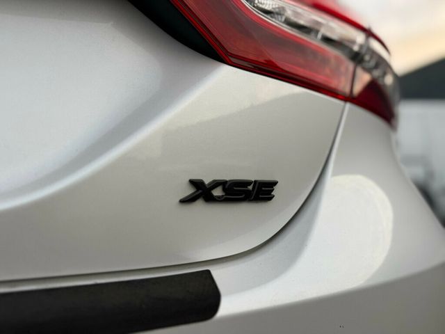 2019 Toyota Camry XSE Automatic - 22981638 - 26