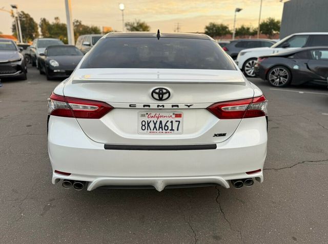2019 Toyota Camry XSE Automatic - 22981638 - 4