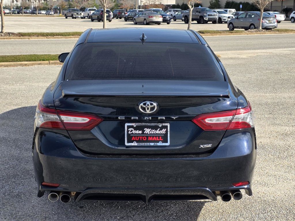 2019 Toyota Camry XSE photo 2
