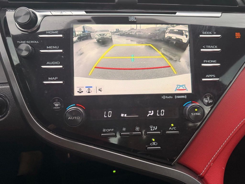 2019 Toyota Camry XSE Automatic - 23078396 - 19
