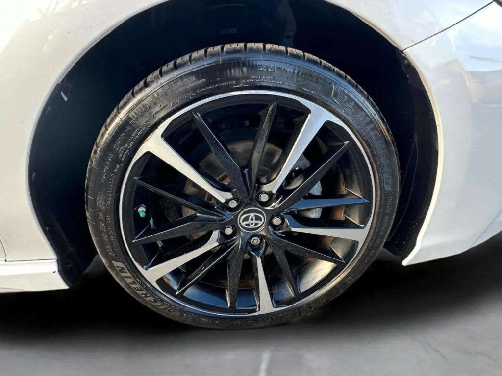 2019 Toyota Camry XSE Automatic - 22939187 - 20