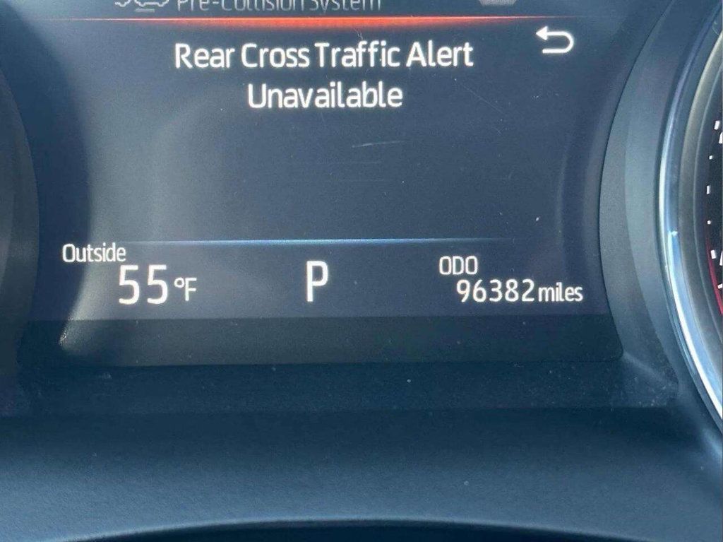 2019 Toyota Camry XSE Automatic - 22939187 - 25