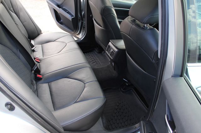 2019 Toyota Camry XSE Automatic - 22966139 - 20