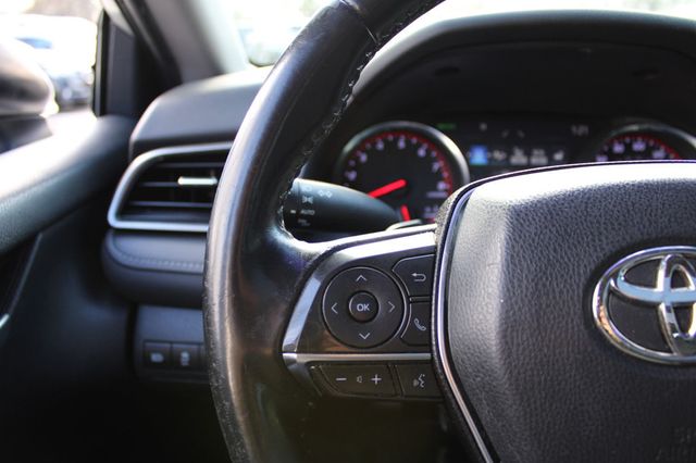 2019 Toyota Camry XSE Automatic - 22966139 - 33