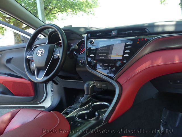 2019 Toyota Camry XSE Automatic - 23034721 - 29