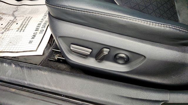 2019 Toyota Camry XSE Automatic with Panoramic Glass Roof - 22974282 - 11