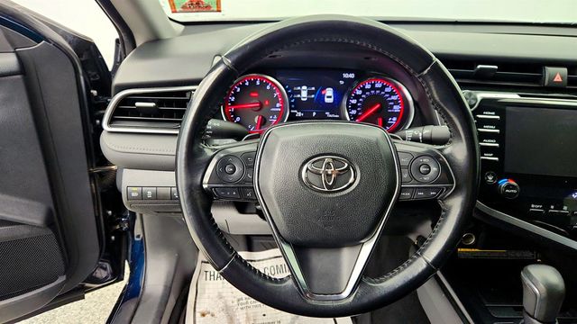 2019 Toyota Camry XSE Automatic with Panoramic Glass Roof - 22974282 - 13