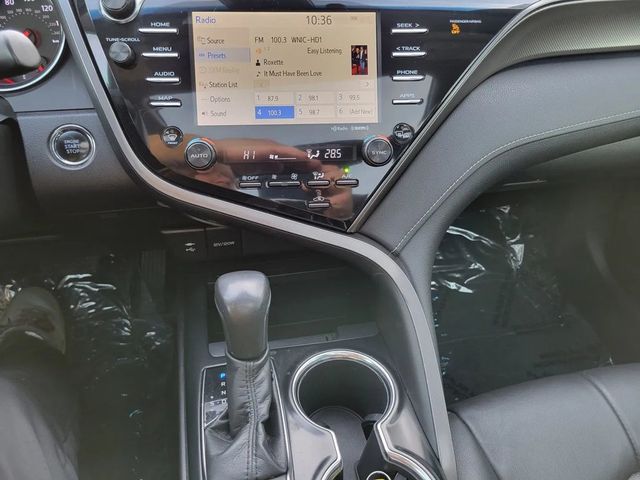 2019 Toyota Camry XSE Sedan 4D - 23009388 - 16