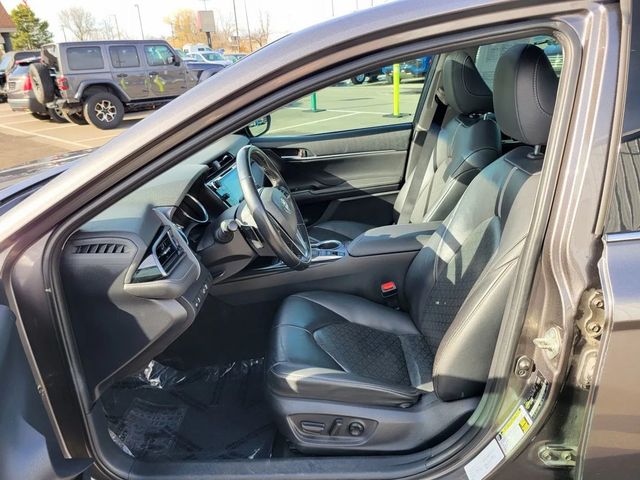 2019 Toyota Camry XSE Sedan 4D - 23009388 - 1