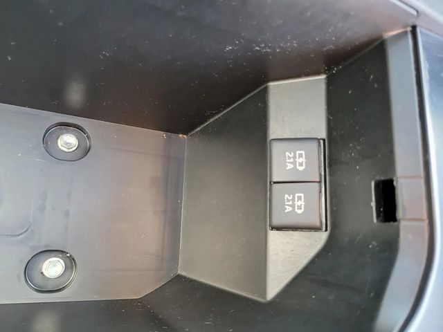 2019 Toyota Camry XSE Sedan 4D - 23009388 - 20