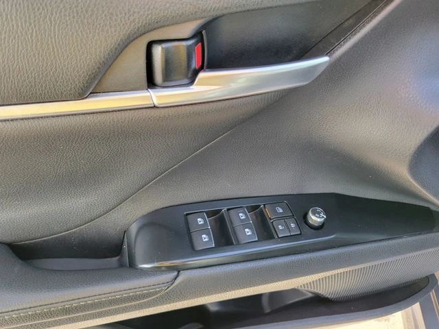 2019 Toyota Camry XSE Sedan 4D - 23009388 - 25