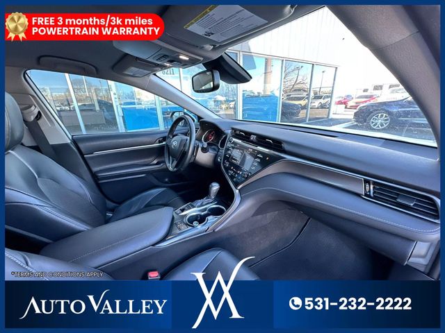 2019 Toyota Camry XSE Sedan 4D - 22939078 - 17