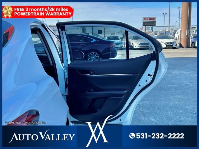 2019 Toyota Camry XSE Sedan 4D - 22939078 - 22