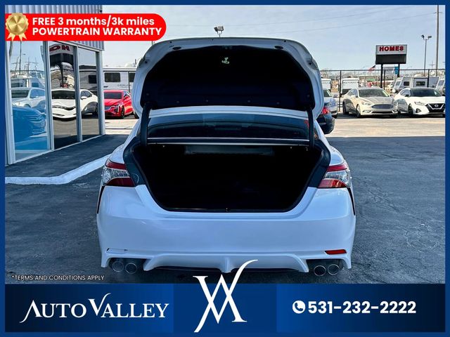 2019 Toyota Camry XSE Sedan 4D - 22939078 - 36